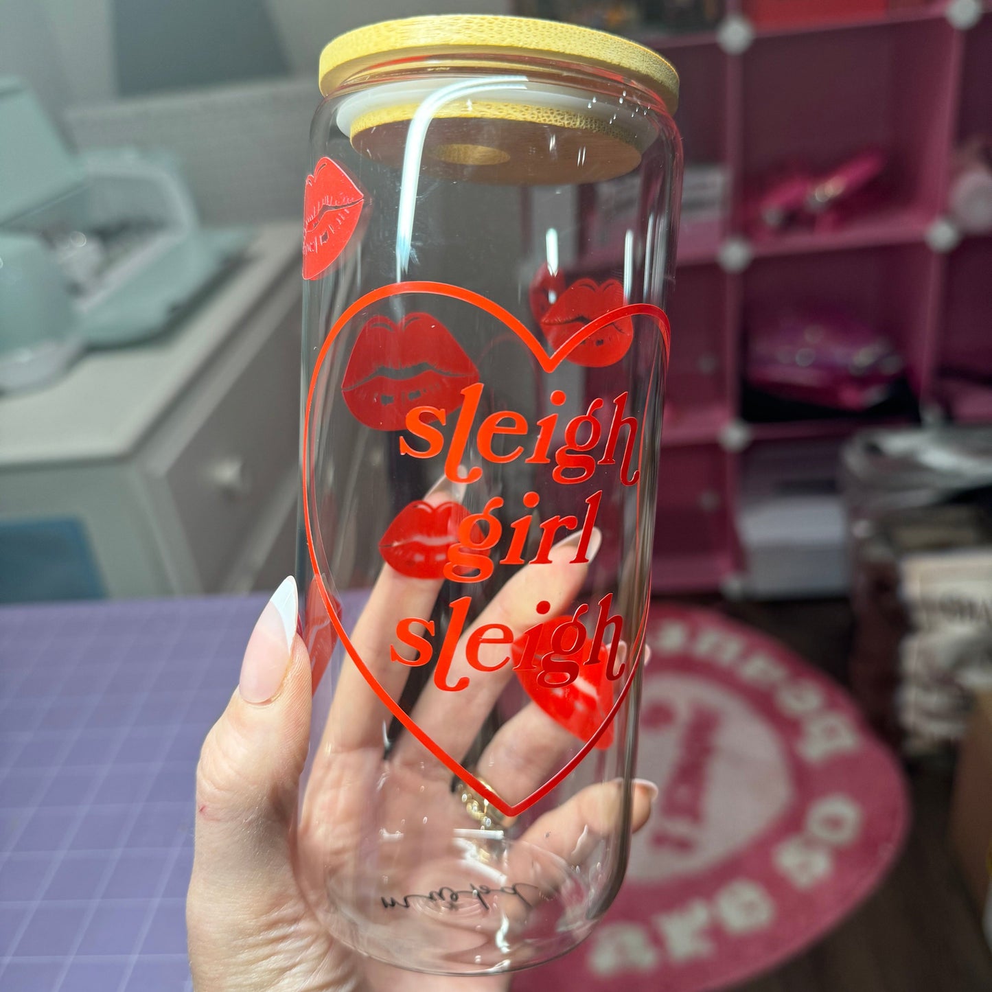 Sleigh Girl Glass Can